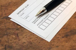 How to Fill Out a Deposit Slip