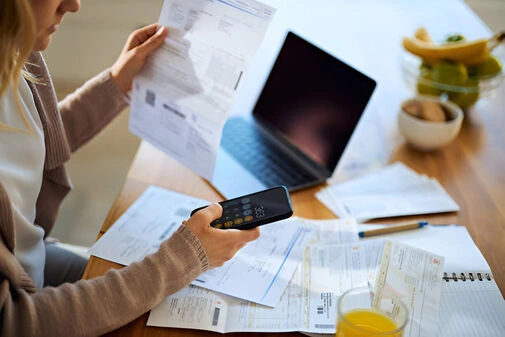 how to create invoices