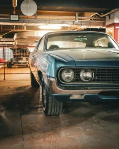 How do I calculate the salvage value of my car